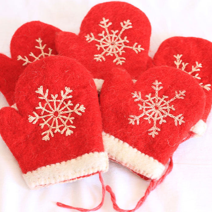 Felt Christmas Gloves