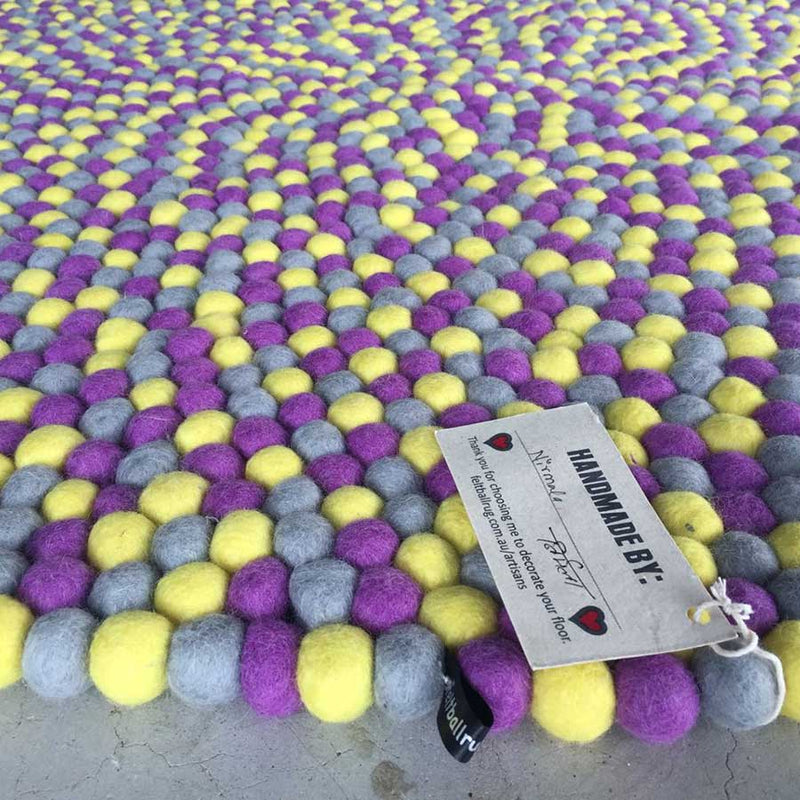 felt ball rug lavender burst